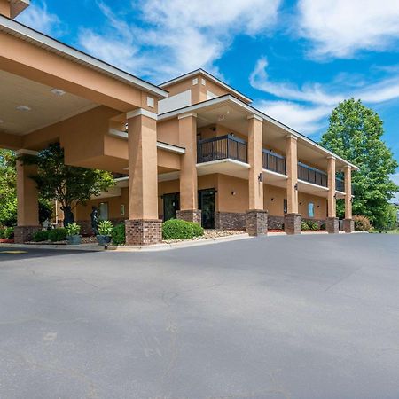 Quality Inn & Suites Rockingham Ngoại thất bức ảnh