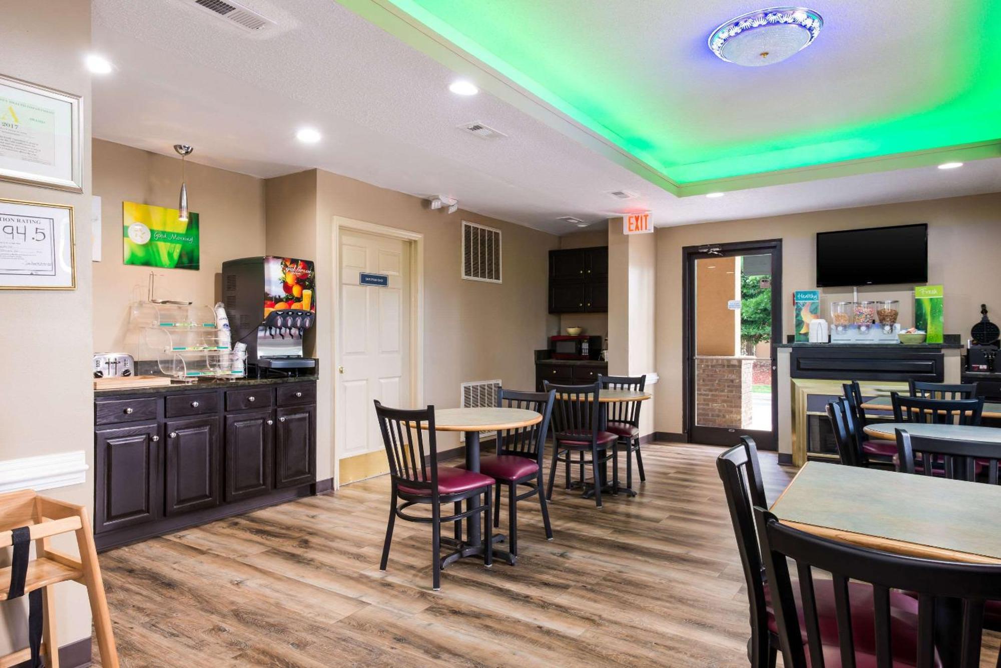 Quality Inn & Suites Rockingham Ngoại thất bức ảnh