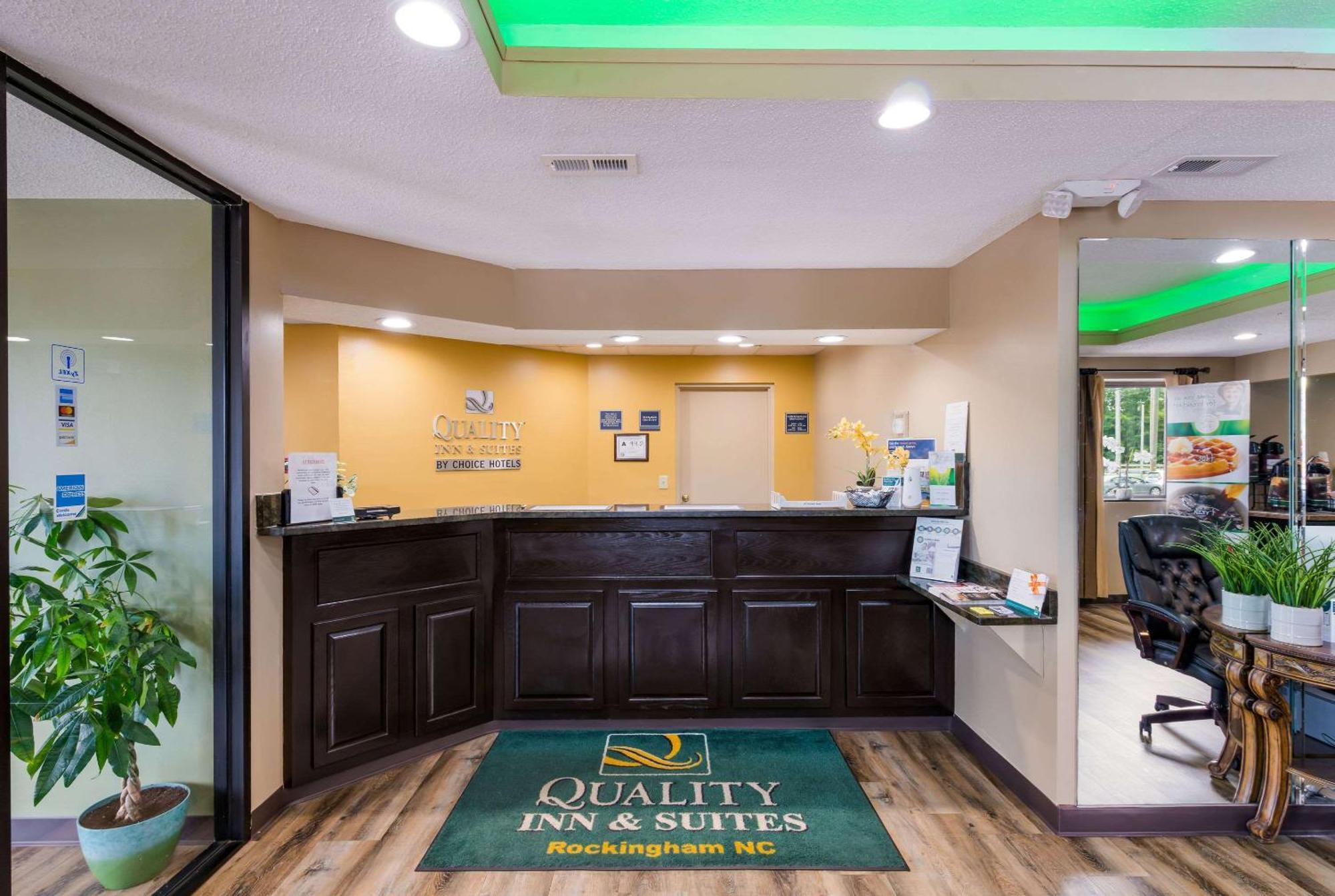 Quality Inn & Suites Rockingham Ngoại thất bức ảnh
