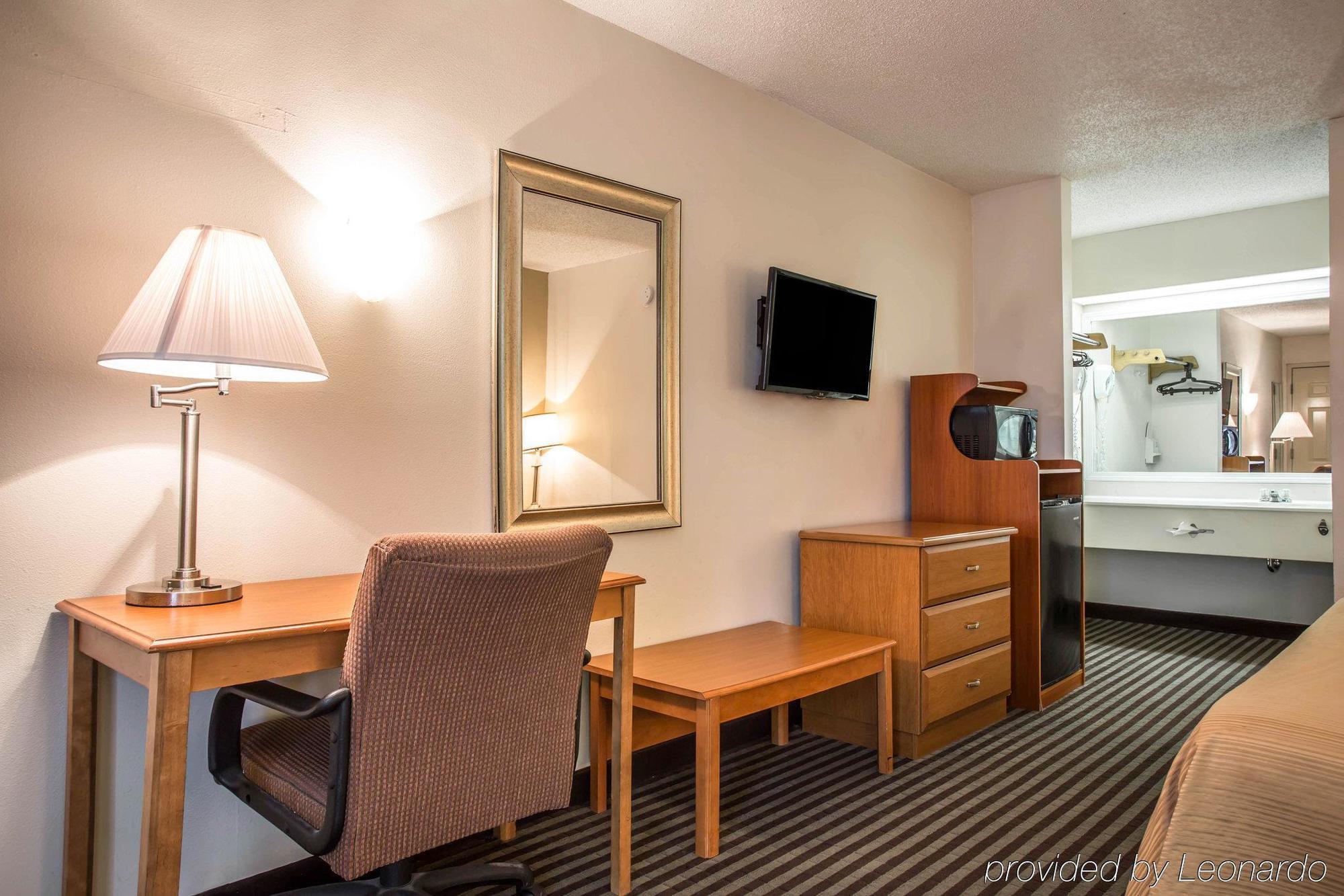 Quality Inn & Suites Rockingham Ngoại thất bức ảnh