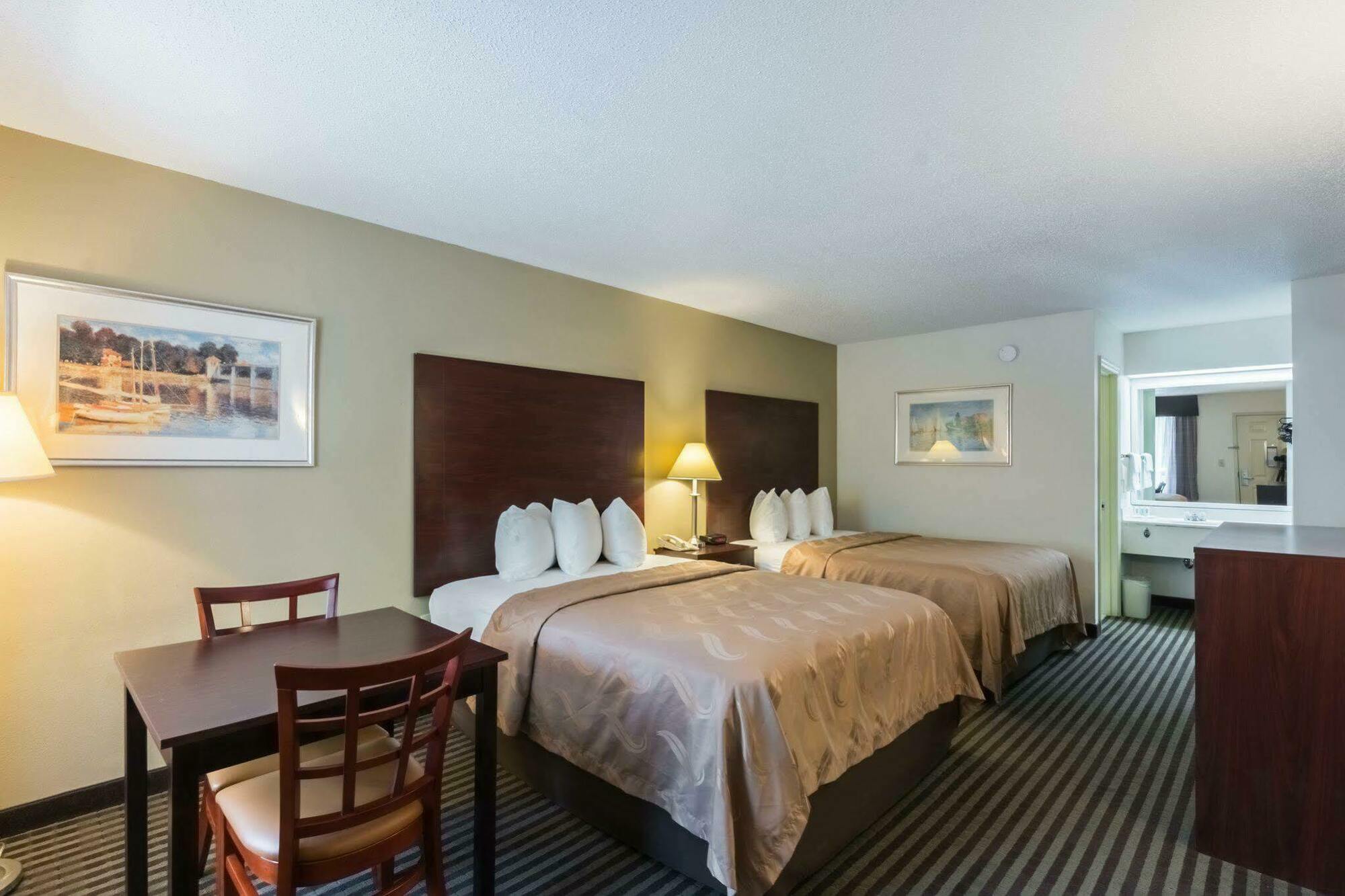Quality Inn & Suites Rockingham Ngoại thất bức ảnh